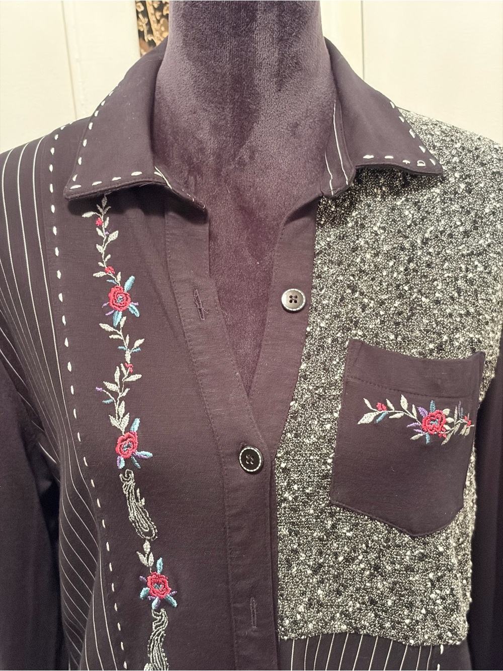 Teddi Black Patchwork Button-Up Blouse with Pink Floral Embroidery - Picture 7 of 11